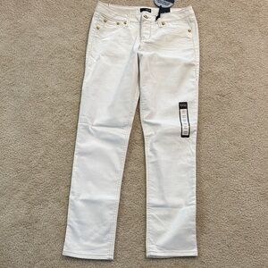 a.n.a Women's Cream Straight Leg Jeans